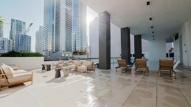 Foto del edificio - 20 NW 2nd St