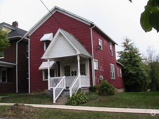 Building Photo - 1 S 6th St