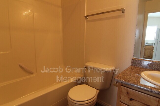 Foto del edificio - 2510 Pumice Dr