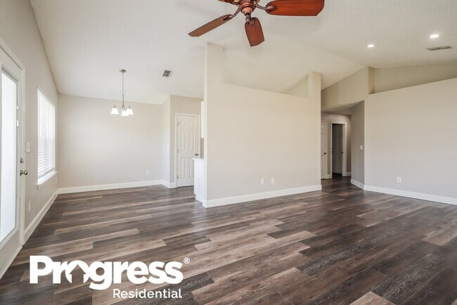 Building Photo - 1641 Sugarpine Drive