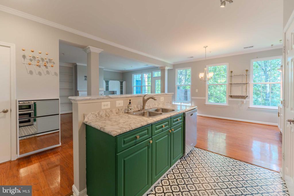 Foto principal - 2663 Manhattan Pl