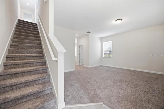 Building Photo - 11854 Sonnet Ave