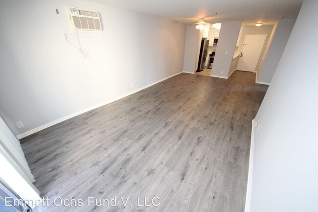 Building Photo - 10615 Rose Ave