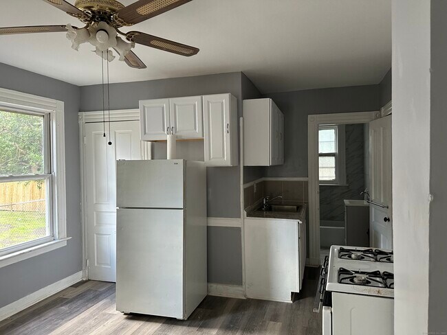 Foto del edificio - 111 Plymouth St