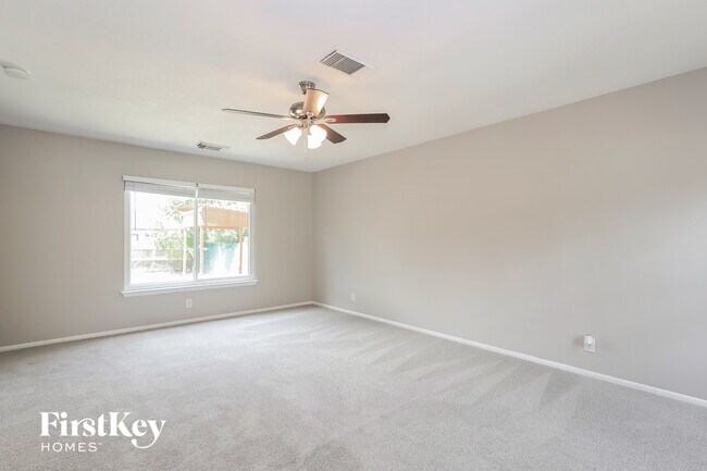 Building Photo - 9426 Bendell