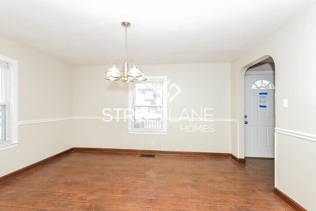 Foto del edificio - REDUCED!