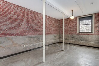 Building Photo - 3003 E Kellogg Dr S