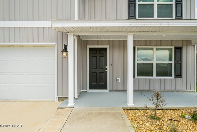 Building Photo - 123 Tiller Dr