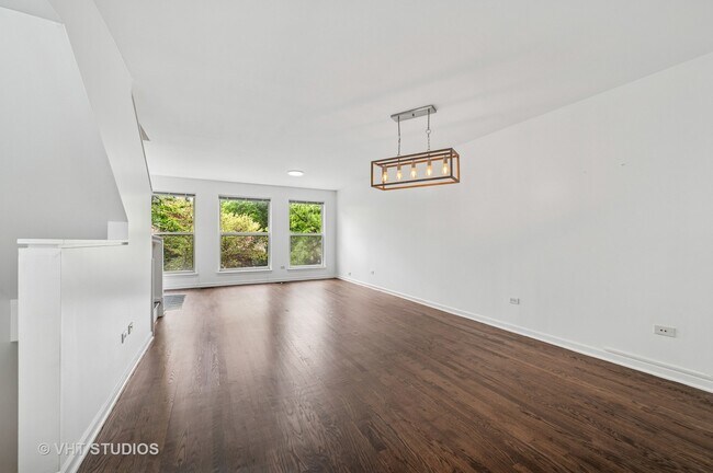 Foto del edificio - 1487 N Clybourn Ave