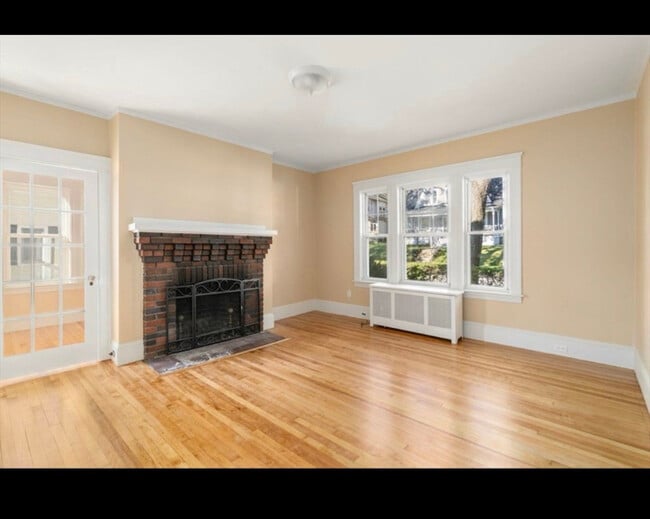 Building Photo - 53 Howland Terrace