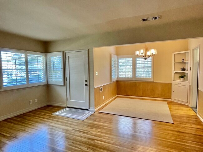 Foto del edificio - 2607 Tilden Ave