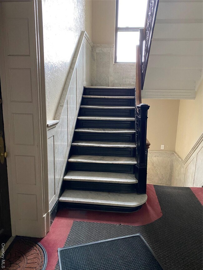 Foto del edificio - 36 Echo Ave