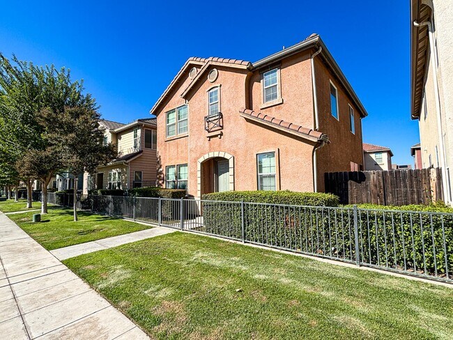 Foto del edificio - 5537 N Gates Ave