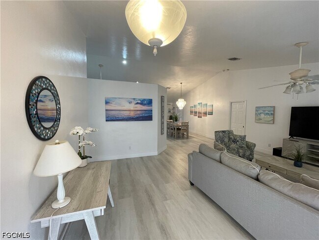 Foto del edificio - 12196 Matlacha Blvd