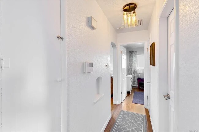 Foto del edificio - 3564 Magnolia St