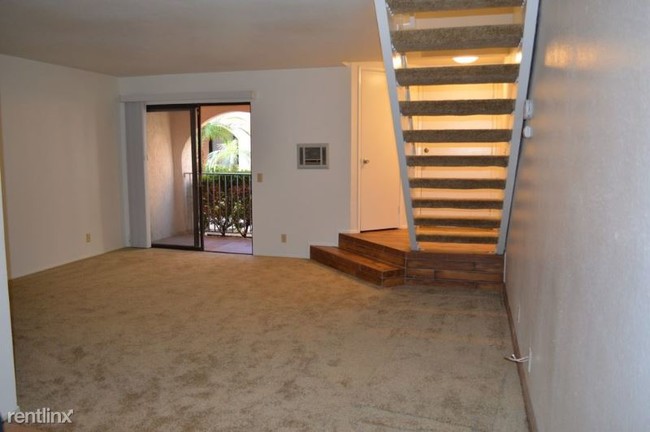 Building Photo - 2 br, 2 bath Condo - 2144 Oceanside Blvd