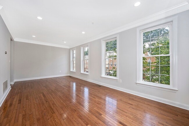 Dining Room - 22130 Fair Garden Ln
