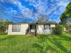 Building Photo - 1405 Claudia Spencer St