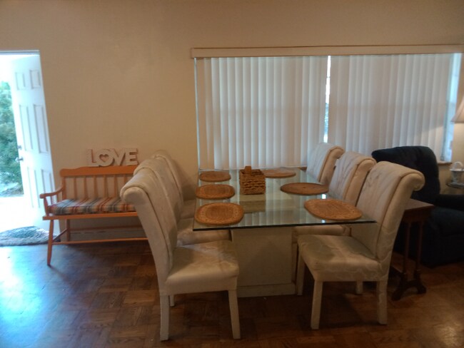 Foto del edificio - 519 S Lakemont Ave