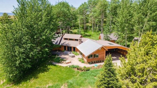 Building Photo - 10570 Rammell Mountain Rd