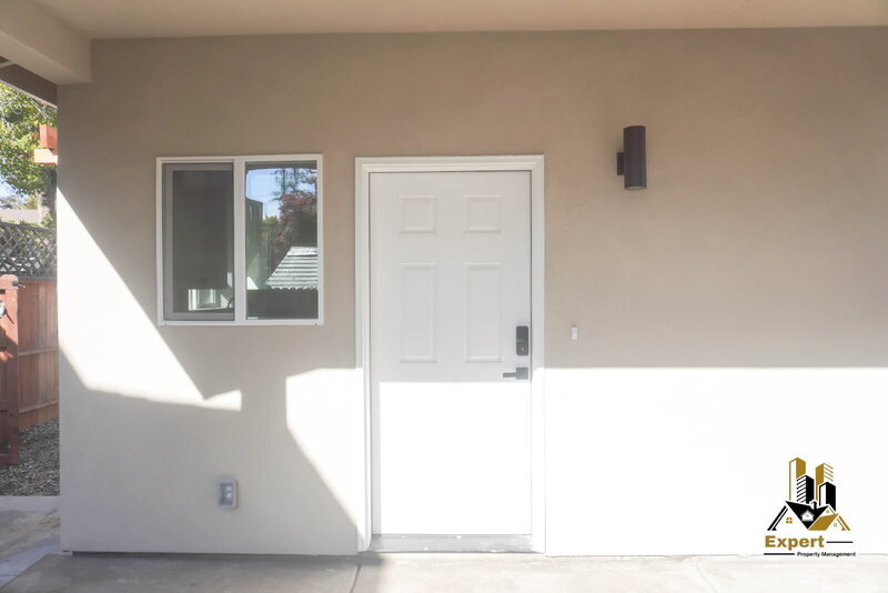 Foto principal - 125 B St