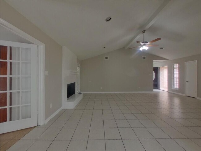 Foto del edificio - 7902 Battlepine Dr