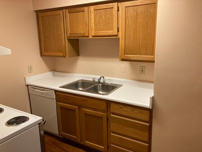 Cocinas - 5605 Happy Hollow Rd