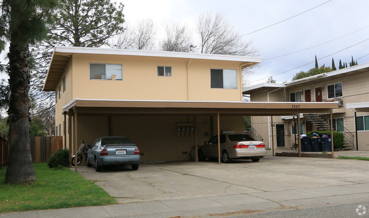 Foto del edificio - 7527 Cook Ave