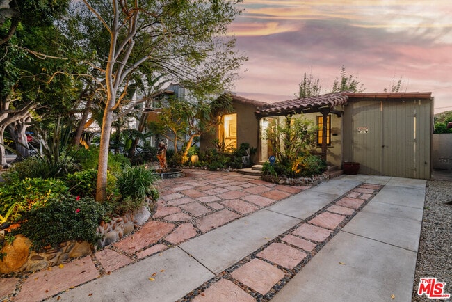 Foto del edificio - 1311 Maple St