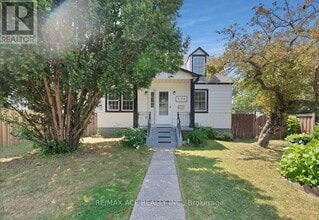 Building Photo - 596 Pharmacy Ave