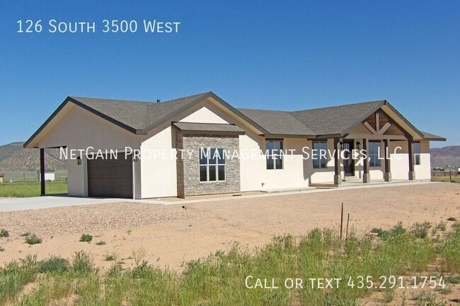 Building Photo - 126 S 3500 W