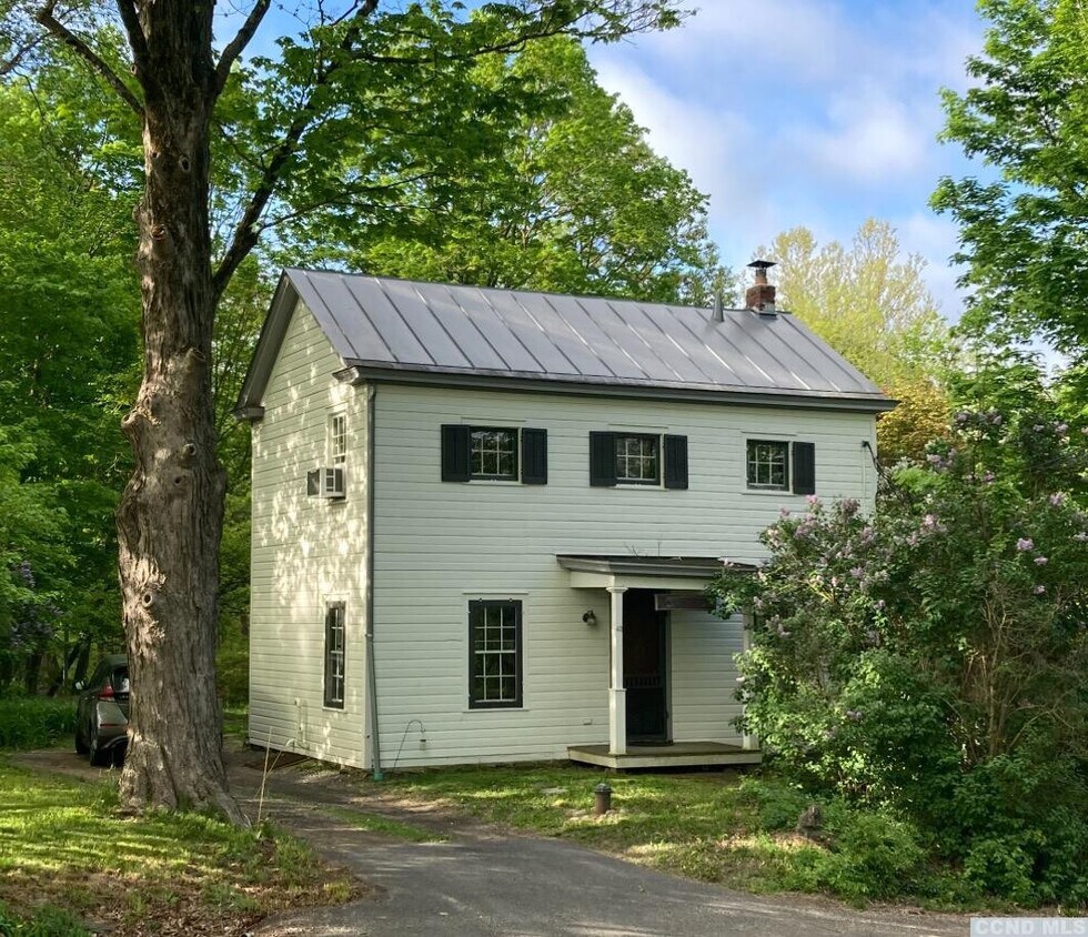 Foto principal - 42 Stonybrook Rd