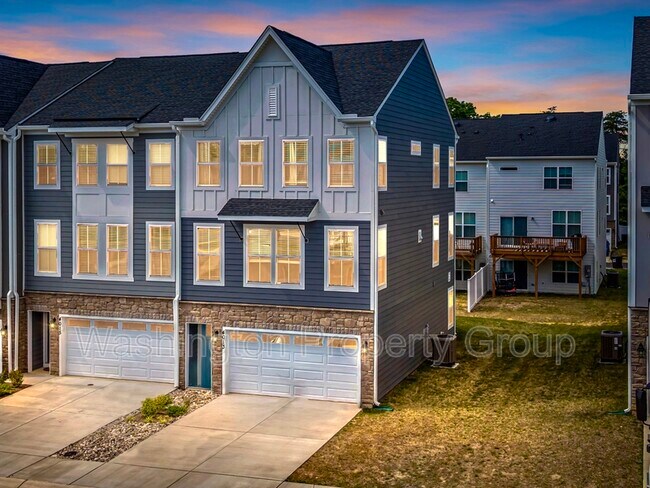 Foto del edificio - 4013 Singerville Ct