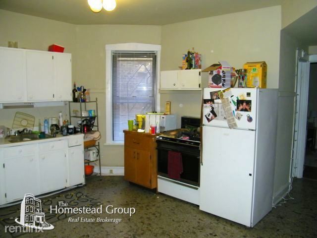 Building Photo - 3851 N Southport Ave