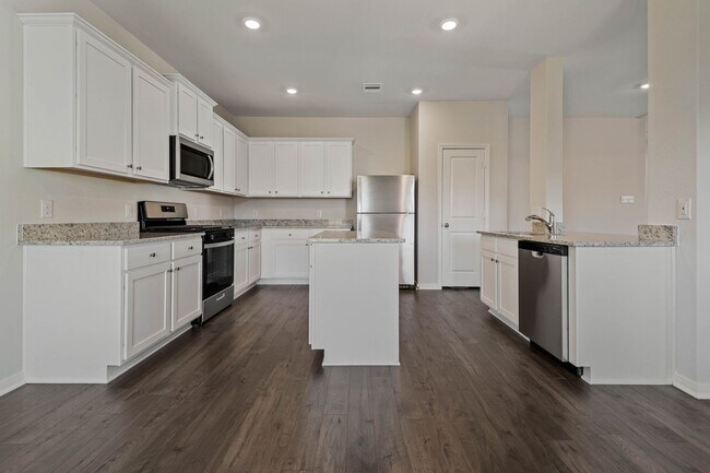 Foto del edificio - 15802 Berry Hl Dr