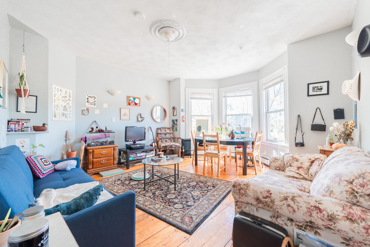 Photo - 394 Centre St. Unit 2