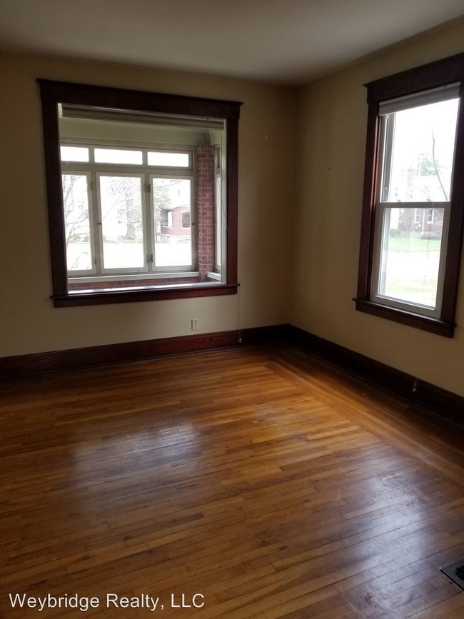Foto del edificio - 1523 Reid Ave