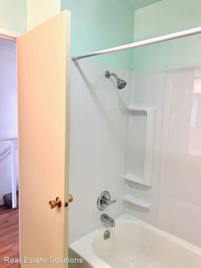 Building Photo - 3 br, 1.5 bath House - 7004 Meteor Ct.