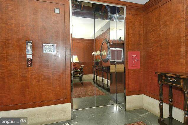 Foto del edificio - 2311 M St NW