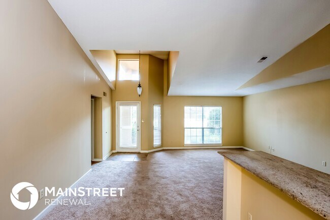 Foto del edificio - 7185 Stonegate Blvd