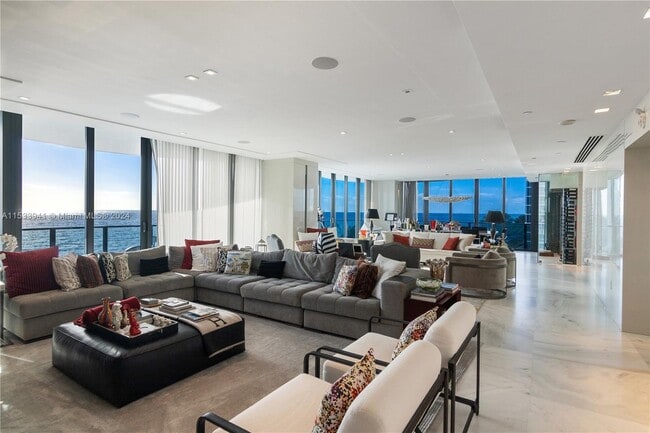 Building Photo - 19575 Collins Ave