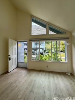 Building Photo - 1126 Wainiha St