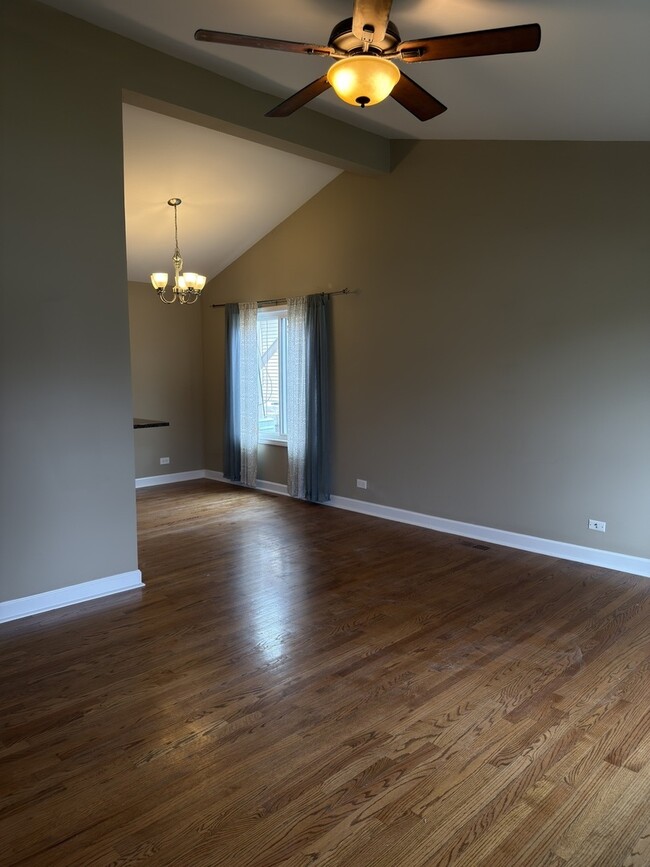 Building Photo - 29W649 Winchester Cir