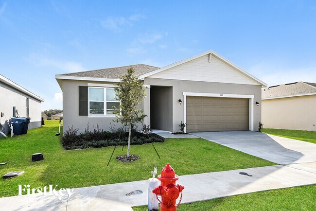 Foto del edificio - 609 Crown Rose Dr