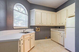 Building Photo - 11826 Primwood Dr