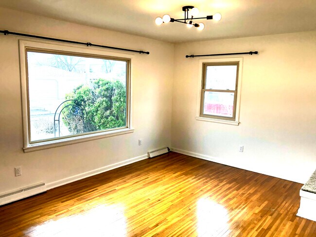 Foto del edificio - 810 22nd Ave S