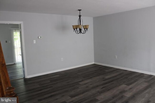 Building Photo - 7313 Stream Way
