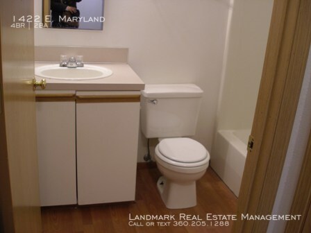 Foto del edificio - 4 Bedroom Duplex in Roosevelt Neighborhood!
