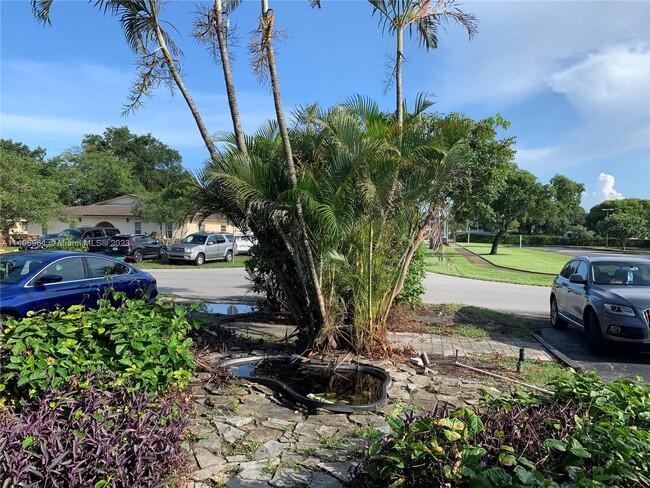 Building Photo - 2501 SW 58th Manor