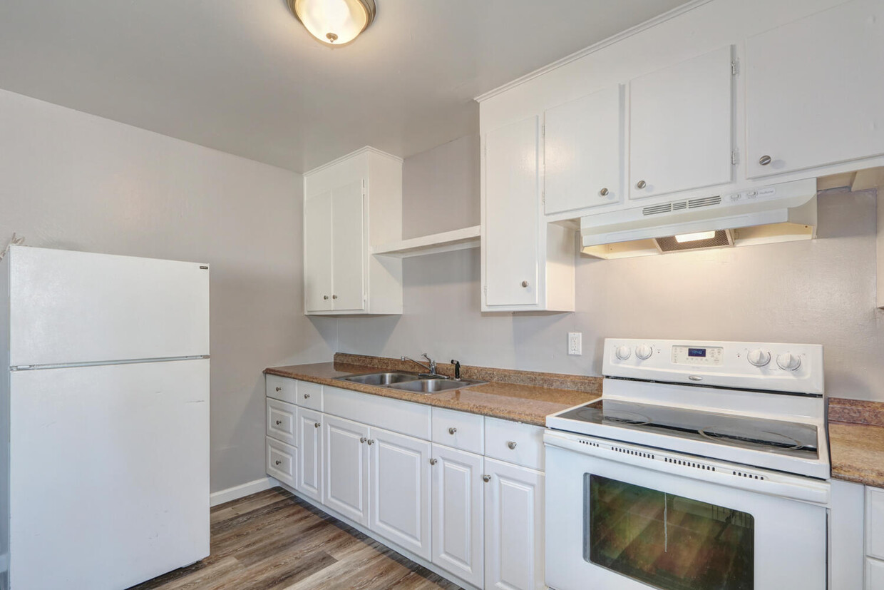 Foto principal - 758 Cooper Ave